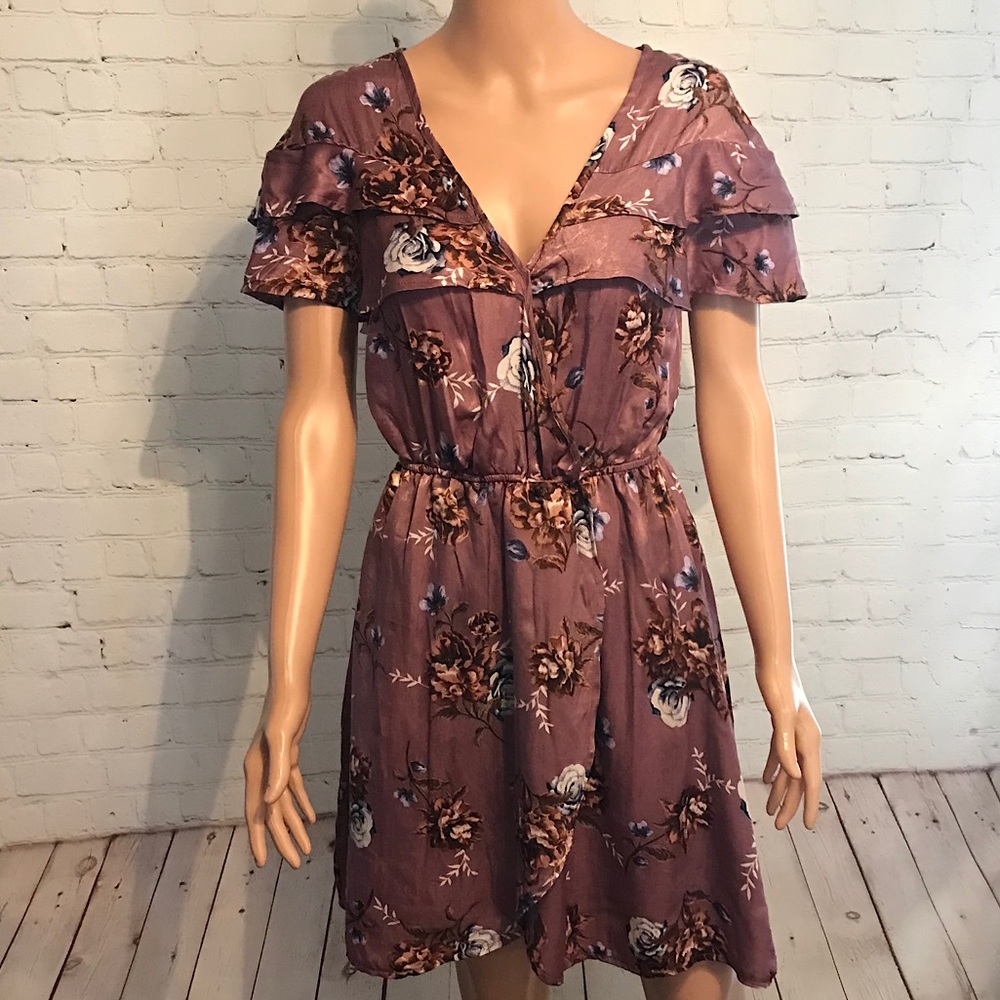 She & sky Nwt mauve colored floral size small boho floral dress